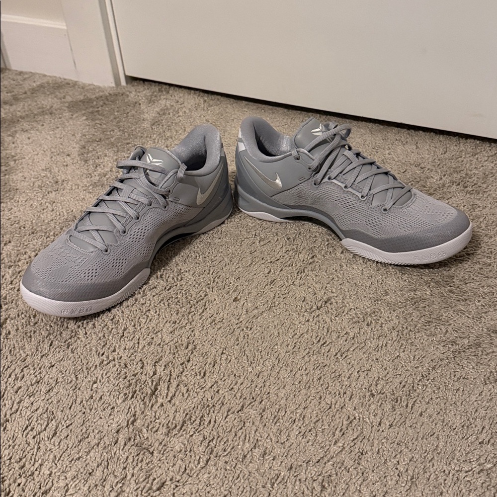 Kobe 8 Wolf Grey - Picture 6 of 7